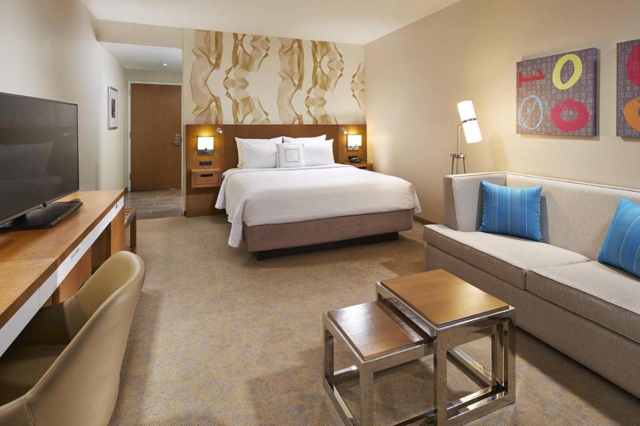 Courtyard By Marriott Sunnyvale Silicon Valley Exterior foto